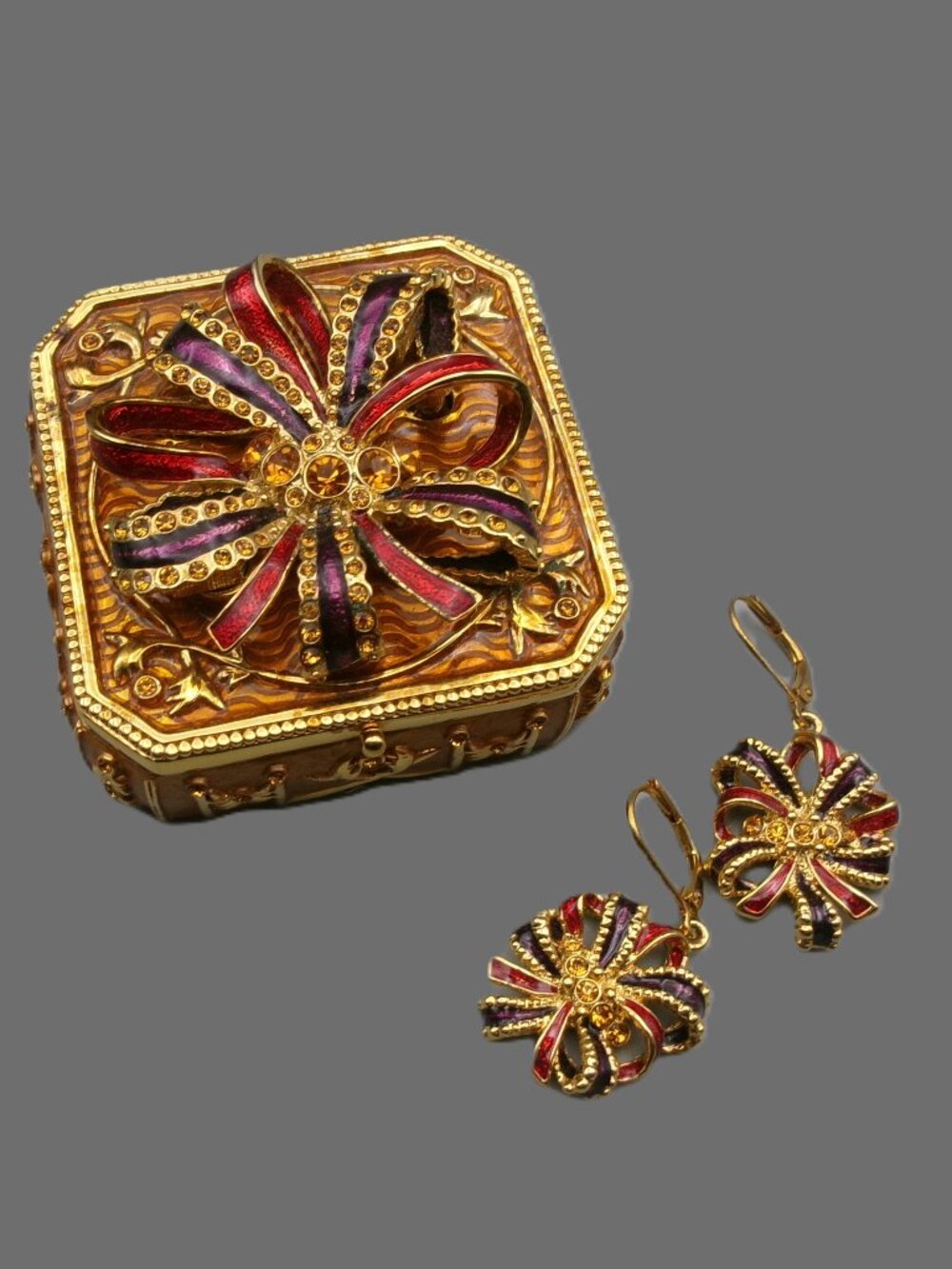 Vintage Joan Rivers Enamel Trinket Box with Brooch & Earrings, Hidden Treasures